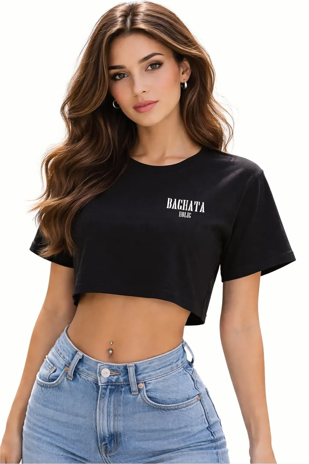 Croptop negro con diseño estampado en el pecho, vista frontal