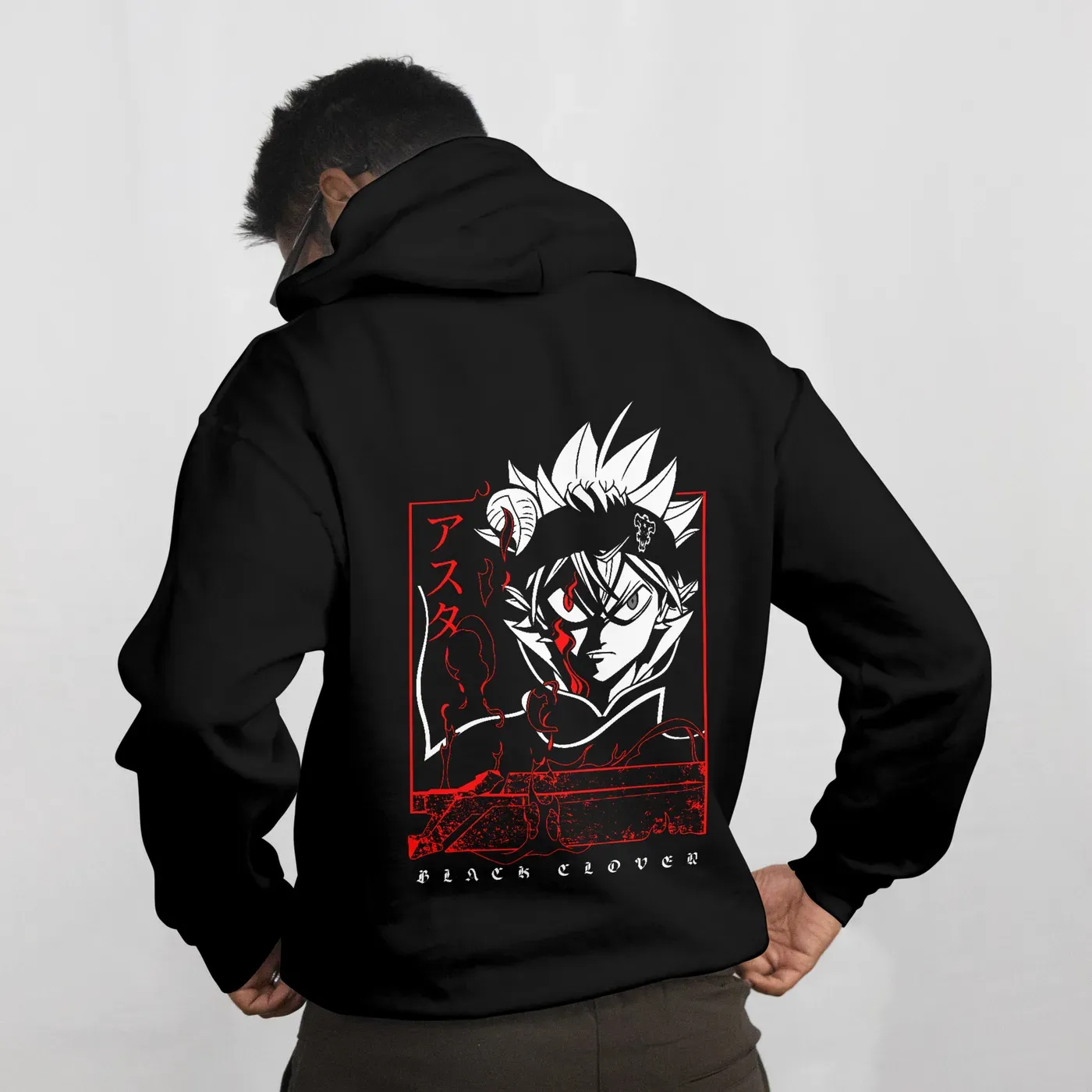 Sudadera Black Clover Asta rojo negra, vista de espalda